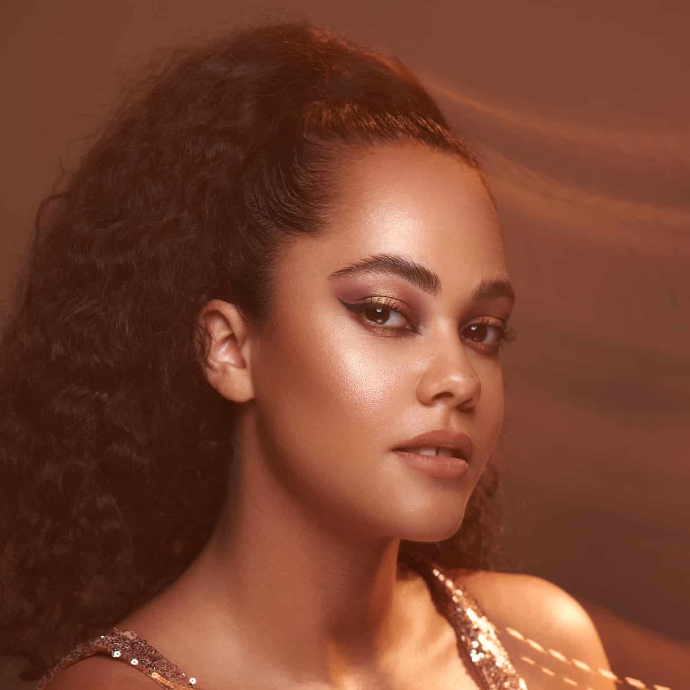 Haze Obsessions Eyeshadow Palette Sand 